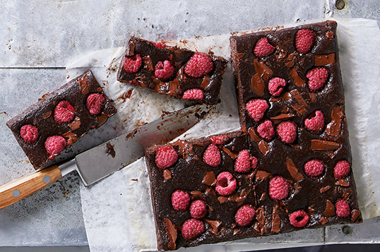 Double-choc raspberry brownie | CSIRO Total Wellbeing Diet-image