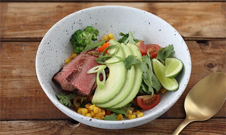 Mexican bowl with beef and jalapeno salsa | CSIRO Total Wellbeing Diet