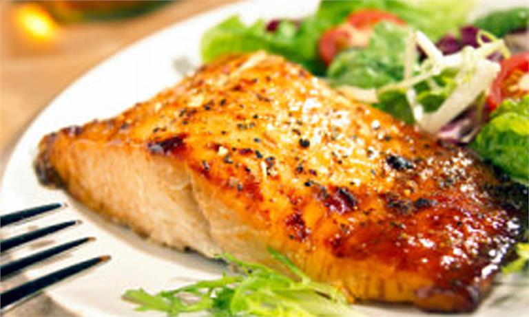 Sticky chilli salmon | CSIRO Total Wellbeing Diet