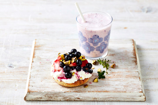 Muffin with cottage cheese | CSIRO Total Wellbeing Diet